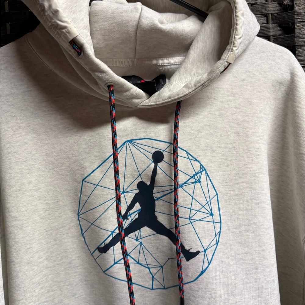 Jordan cream colored  Hoodie with Blue Graphic mens size 3XL excellent worn once - Picture 2 of 5